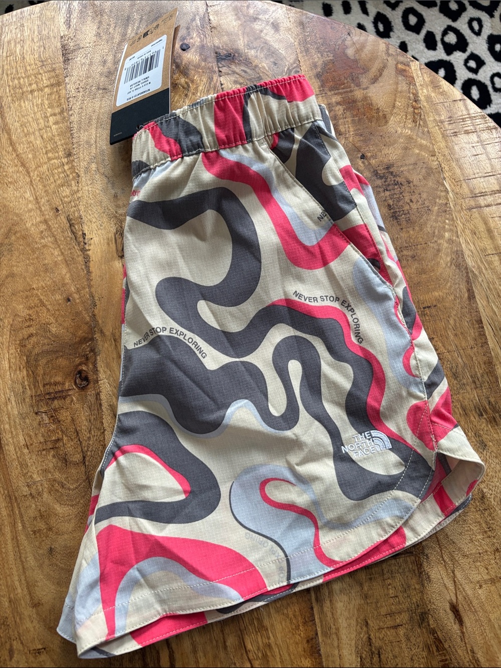 NWT Northface Shorts - Picture 7 of 8